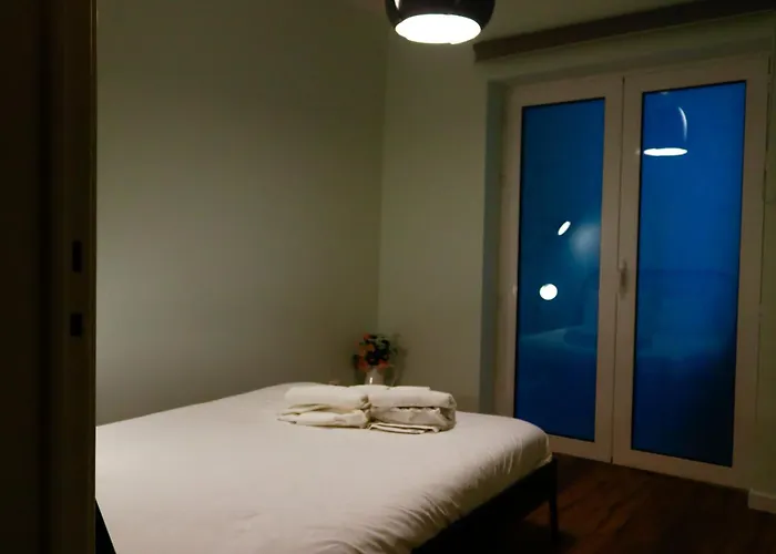 Flh Alcantara Stylish Duplex With Terrace アパート リスボン