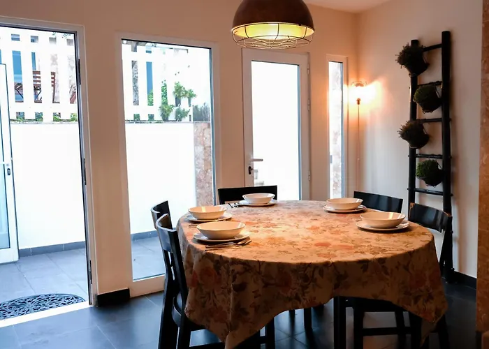 Flh Alcantara Stylish Duplex With Terrace