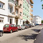 Flh Alcantara Stylish Duplex With Terrace Lisbon