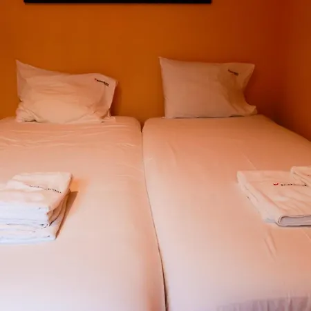 Flh Alcantara Stylish Duplex With Terrace דירה