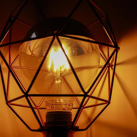 Flh Alcantara Stylish Duplex With Terrace * ליסבון