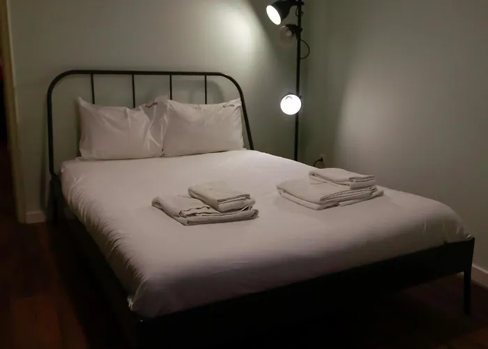 Flh Alcantara Stylish Duplex With Terrace Apartament Lizbona