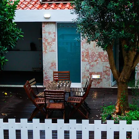 Flh Alcantara Stylish Duplex With Terrace Lisboa